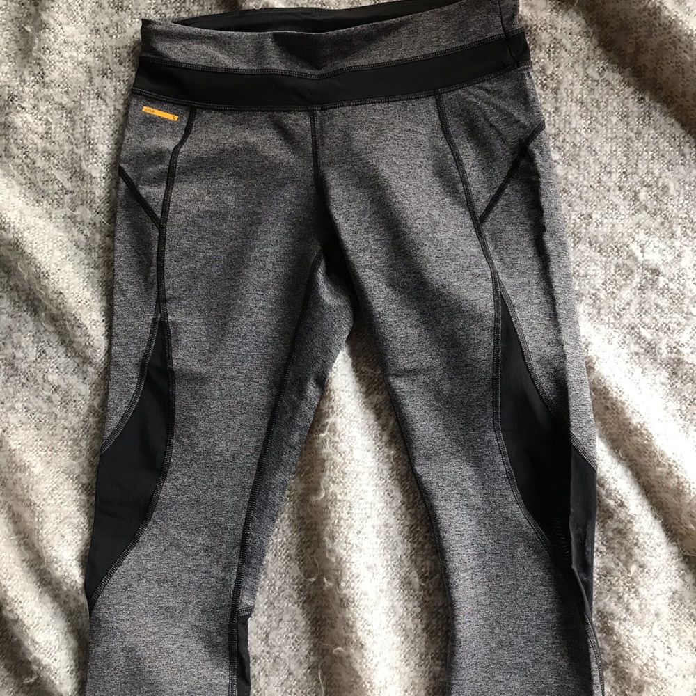 Lole mesh capris leggings